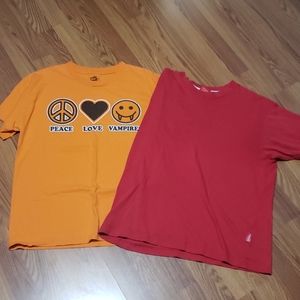 2 Mens L graphic tshirt lot tee shirt vampires